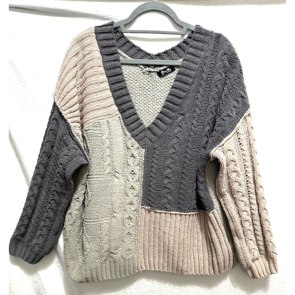 Miss Me Women's Small Cropped Tan/Gray Oversized Double V Chunky Knit Sweater